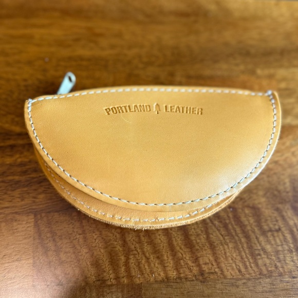 Portland Leather Handbags - Portland Leather Sunflower Seesaw Pouch